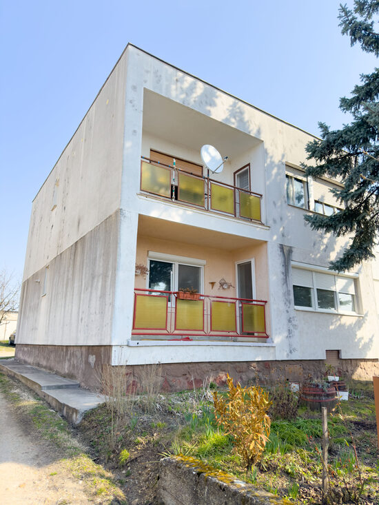 Ajka 84m2,garázs+kert 47.4M Ft