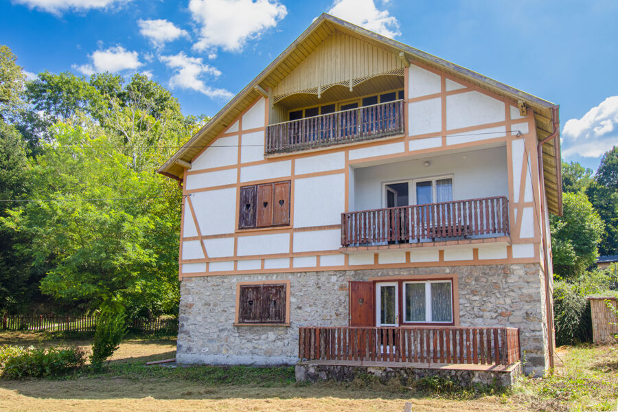 Városlőd 196 m2-es családi ház eladó 59.65M Ft
